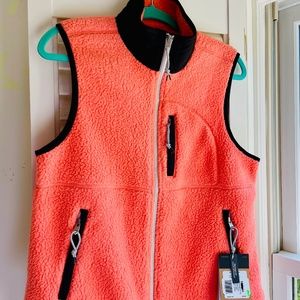 NWT North Face fleece vest M